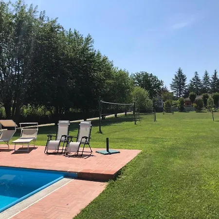 With Private Vineyard & Pool, Monferrato Villa *